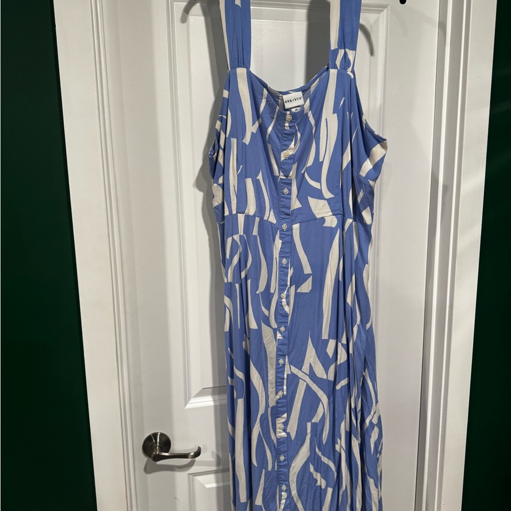 Ava & Viv Blue and Cream Patterned Maxi Dress